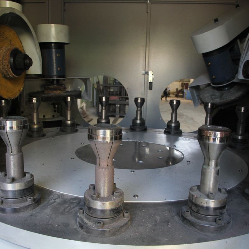 Tabla rotatoria automática de pulido de la máquina pulidora de la cabeza 6 para el metal del producto de la bóveda