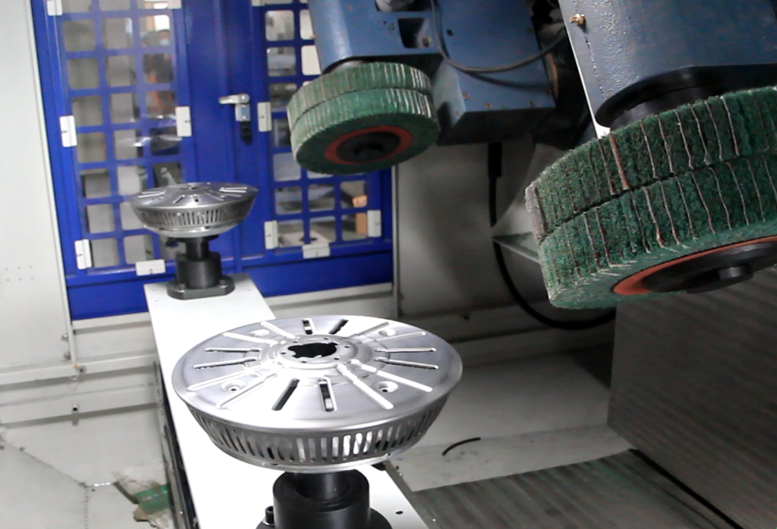 Máquina pulidora CNC de 5 ejes JINZHU CNC Superficie CNC de 5 ejes Herramientas de pulido de metales Torno CNC para metales